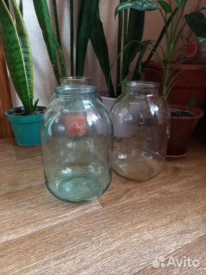Банка стеклянная