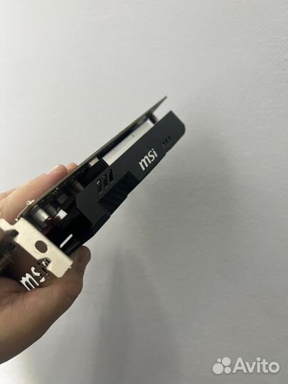 Видеокарта GTX 1050 TI