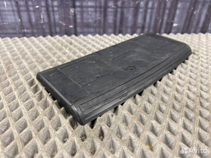 Вставка подстаканника Bmw X5 E53 M54 2004