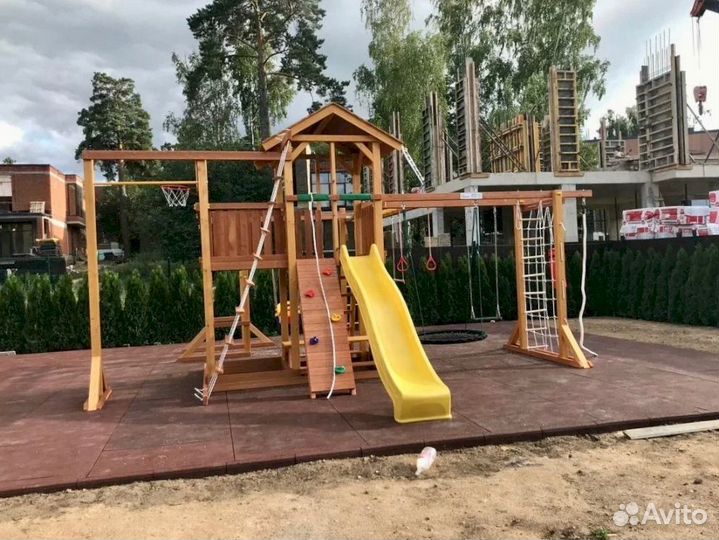 Детская площадка для игры