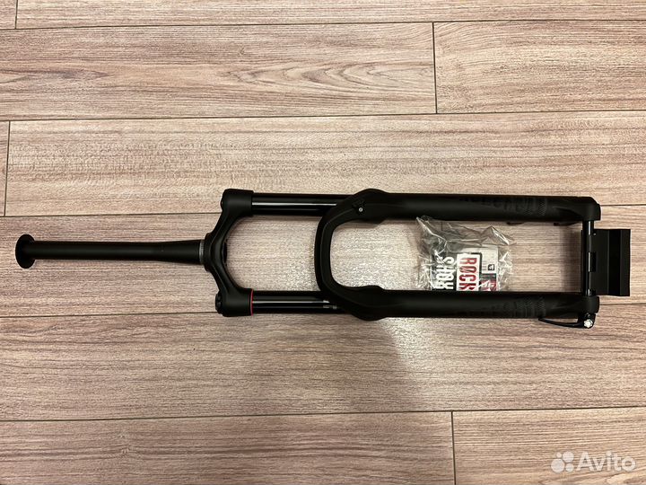 Новая вилка Rock Shox Yari 27.5-170