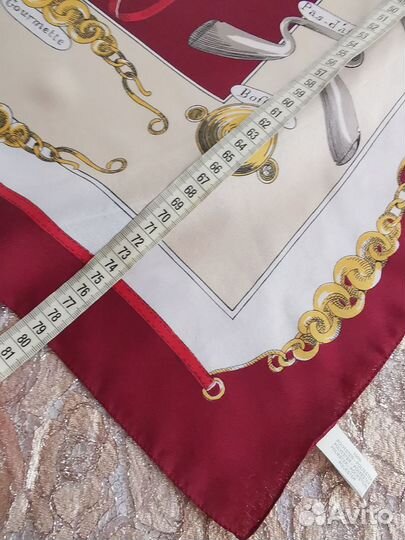 Сюжетный красивый платок Италия