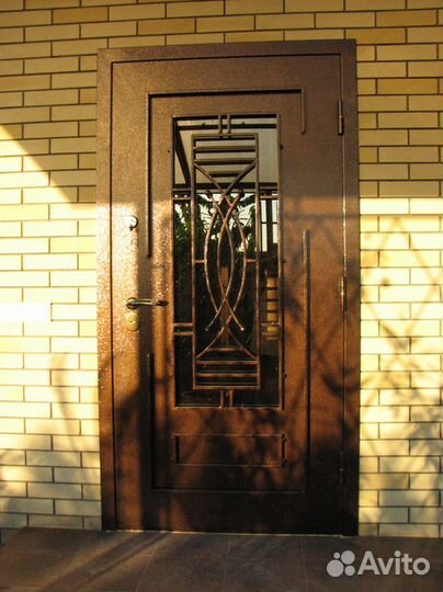 Монтаж и наладка входных дверей