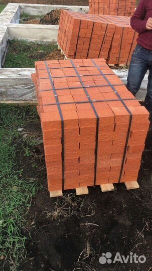 Кирпич красный