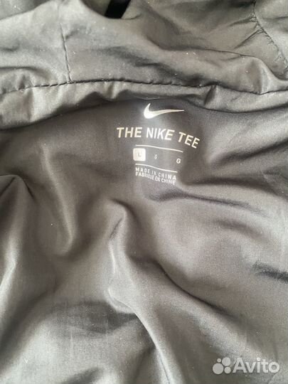 Продам Куртку nike