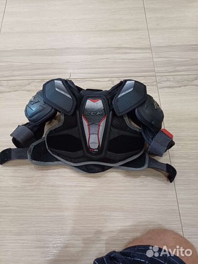 Нагрудник CCM, JetSpeed FT390 Юниорский S