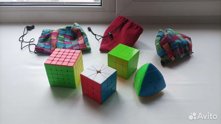 Головоломки кубики Рубика