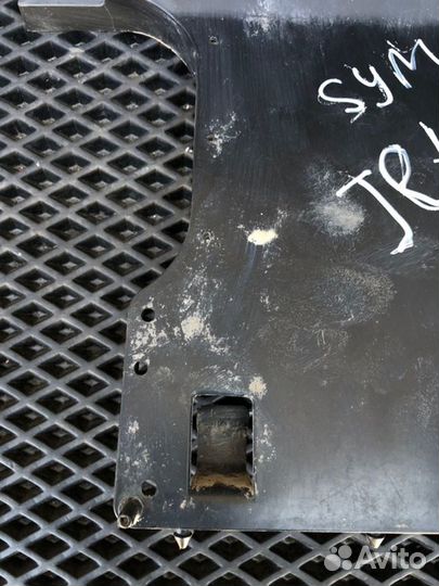 Крыло заднее внутреннее Sym Jet 4 50