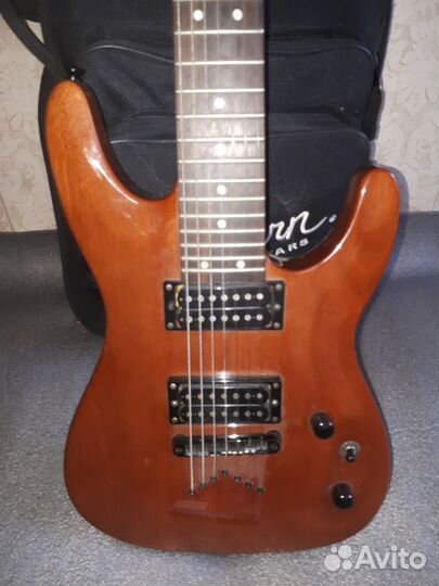 Продам электрогитару dean Vendetta 1.7 Gloss Natur