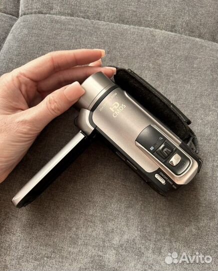 Видеокамера canon legria