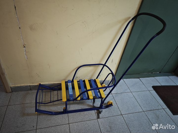 Детские санки с колесами