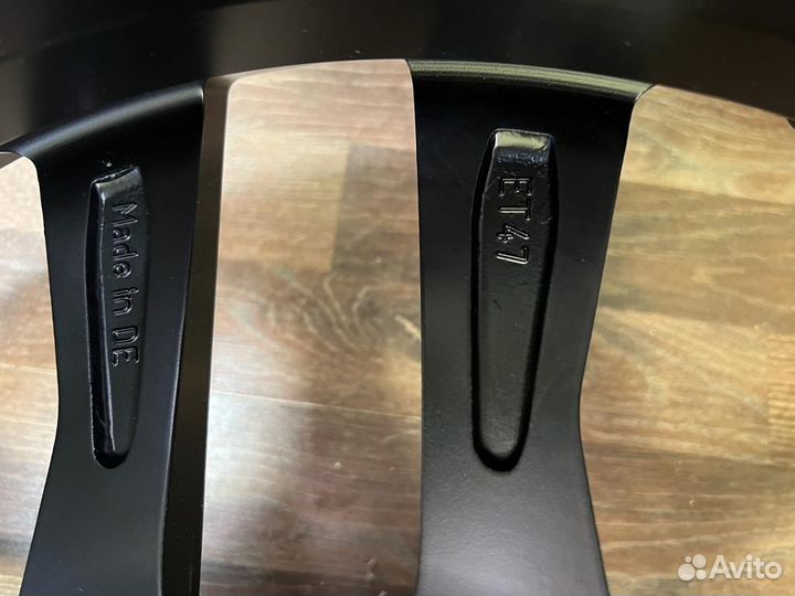 Диски разношир R21 AMG на Mercedes GLS GLE 167