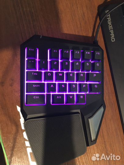 Игровая клавиатура для левой руки