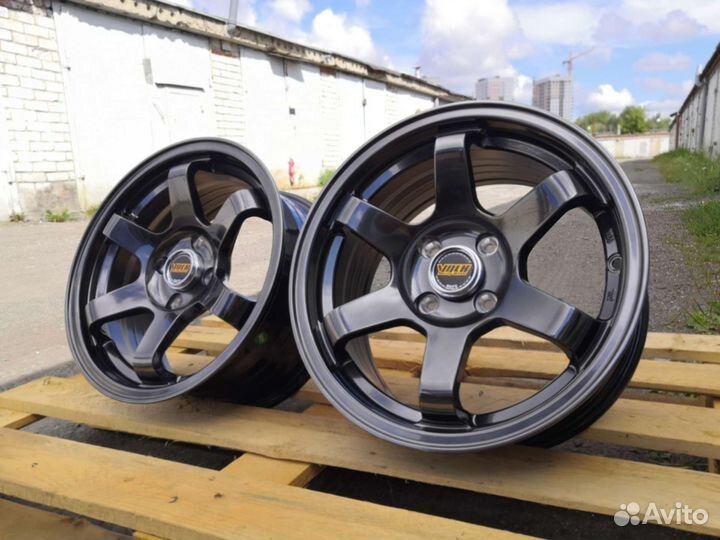 Rays Volk Racing TE37 (Rota) R15 Hyper Black