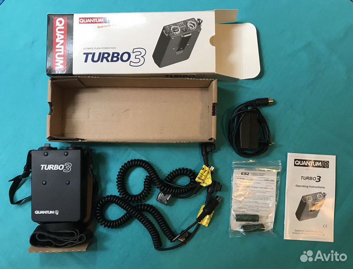 Аккамулятор Quantum Turbo 3 + кабели для вспышек