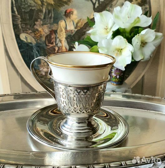Чашка в серебряном подстаканнике. Америка