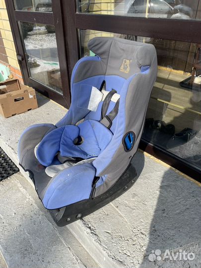 Детское автомобильное кресло от 15 до 36 кг