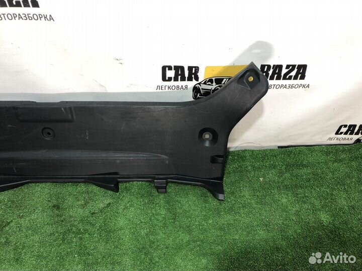 Обшивка двери/крышки багажника Toyota Camry