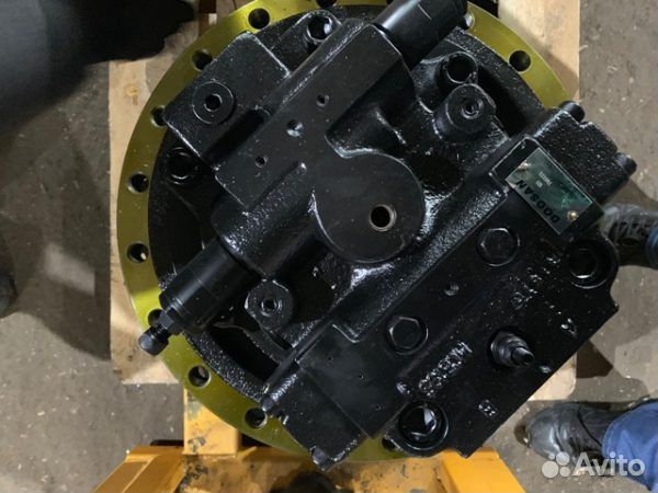 Редуктор хода с мотором Hyundai R290-7