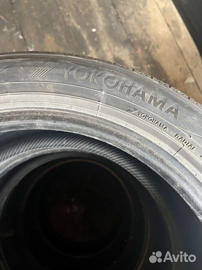 Yokohama BluEarth AE50 215/50 R17