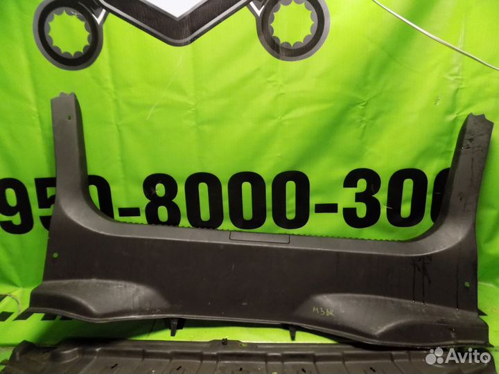 Обшивка задней панели Mazda 3 BK