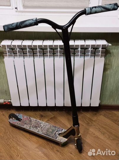 Трюковой самокат