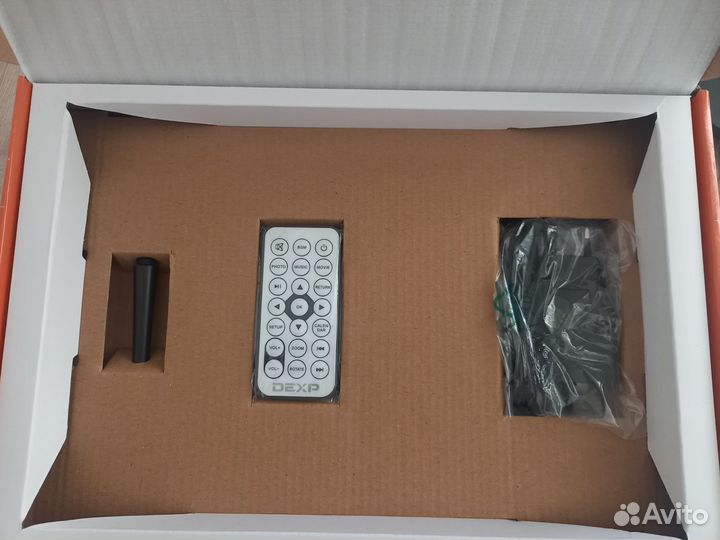 Цифровая фоторамка диагональ 10.1