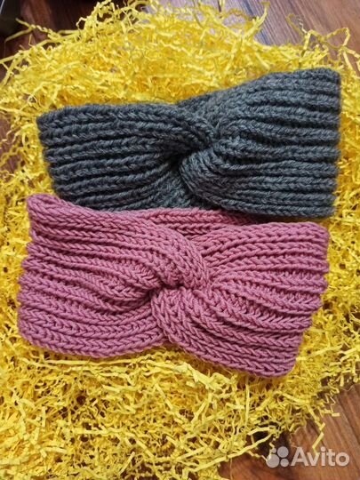 Повязка на голову вязаная