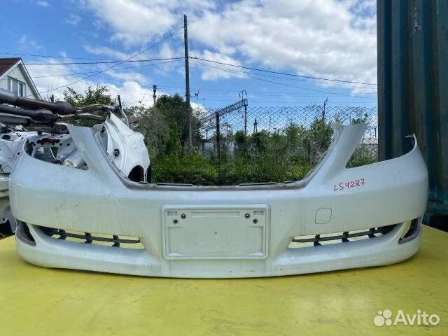 Бампер передний Lexus LS460