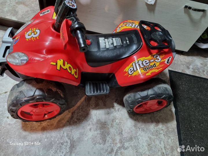 Детский квадроцикл на аккумуляторе