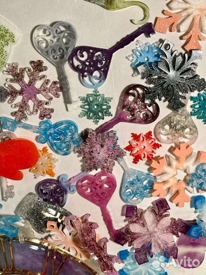 Новогодние игрушки из эпоксидной смолы