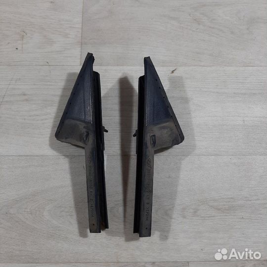 Рамка стекла двери Hyundai Solaris седан G4FA 2013