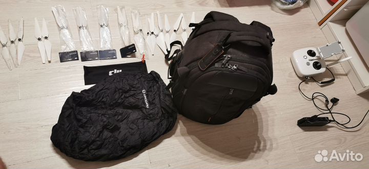 Квадрокоптер DJI Phantom 3 Professional