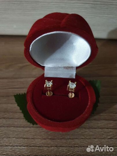 Золотые серьги