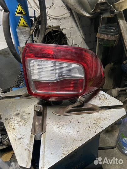 Фара задняя renault logan 2-3