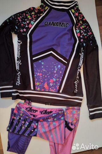 Женский спортивный костюм