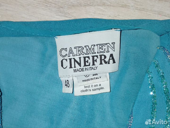 Нарядный итальянский костюм. 48 размер