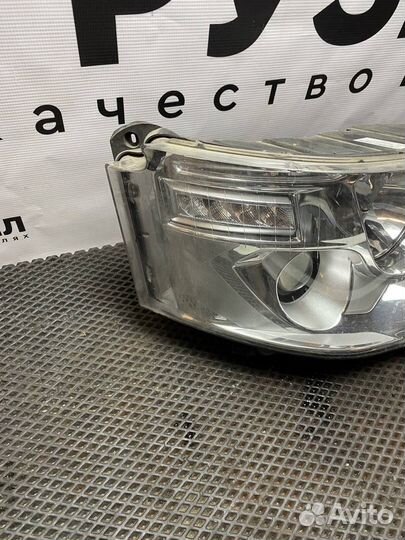 Фара правая Renault T 7482251237