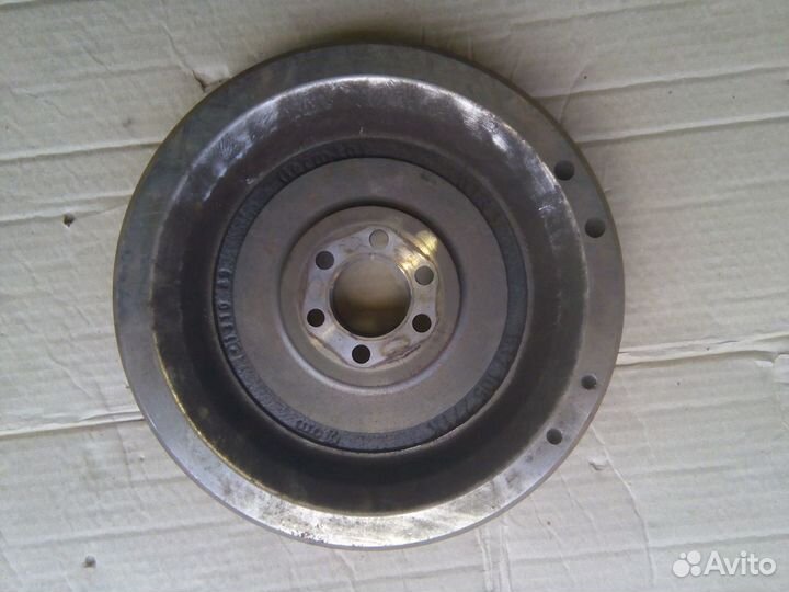 Маховик VW Passat B3 1.8 дв RP