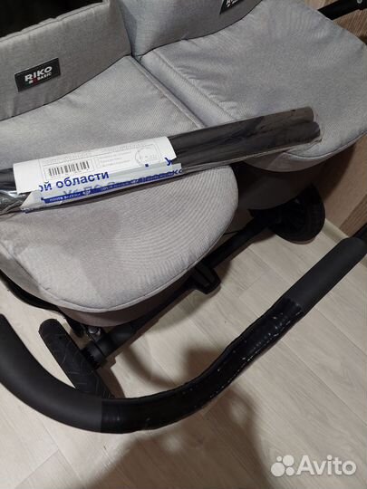 Коляска для двойни/ погодок