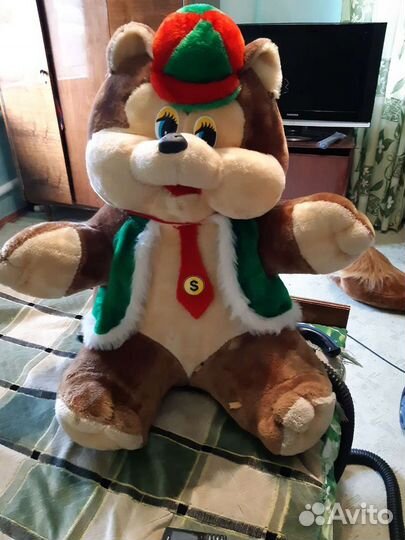 Плюшевый медведь