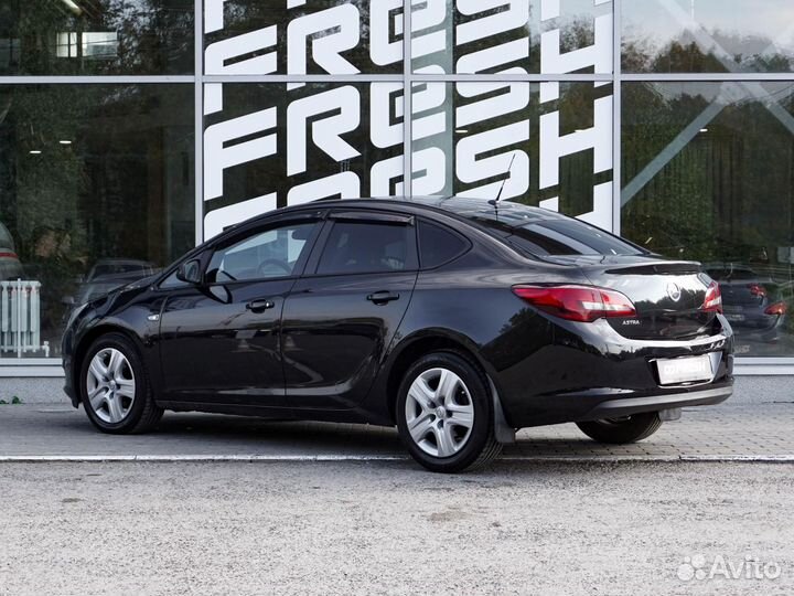 Opel Astra 1.6 МТ, 2013, 136 729 км