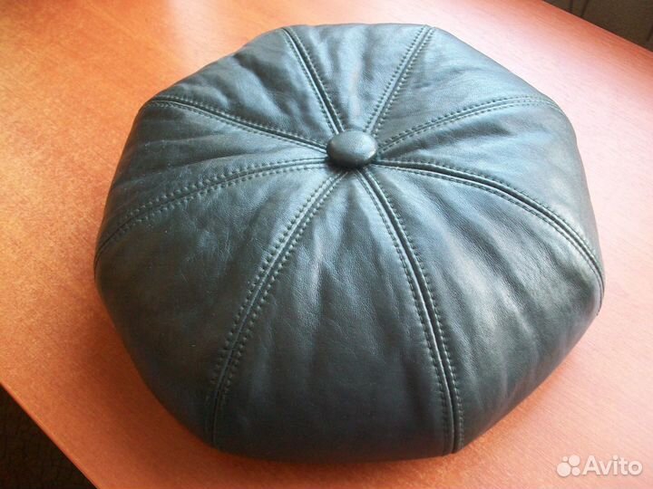 Кепка женская кожаная, размер 57-58