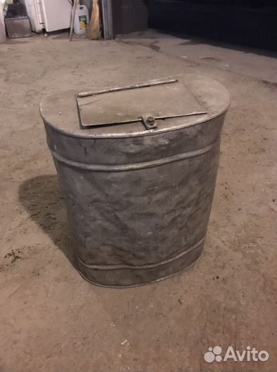 Горбовики и совки для сбора ягод