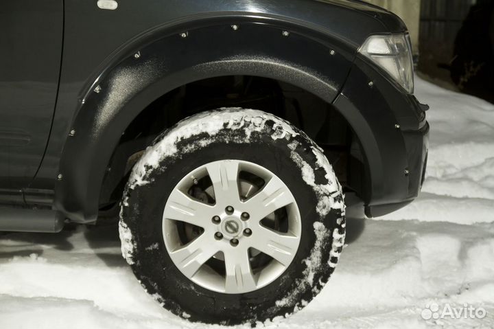 Расширители арок Nissan Navara D40 (05-15) RA