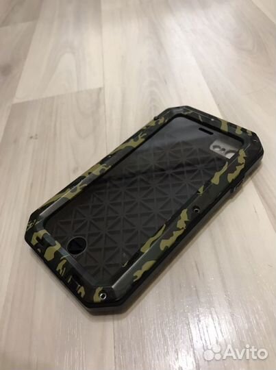 Чехол противоударный iPhone 7 бу