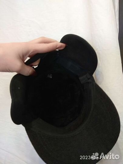 Кепки утепленные разные. Новые