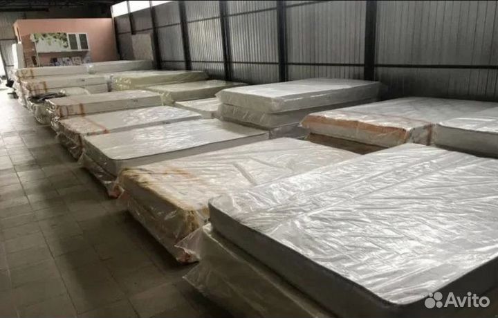 Матрас пружинные новые в упаковке.Все размеры