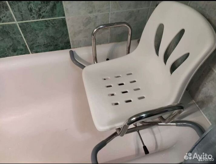 Кресло поворотное