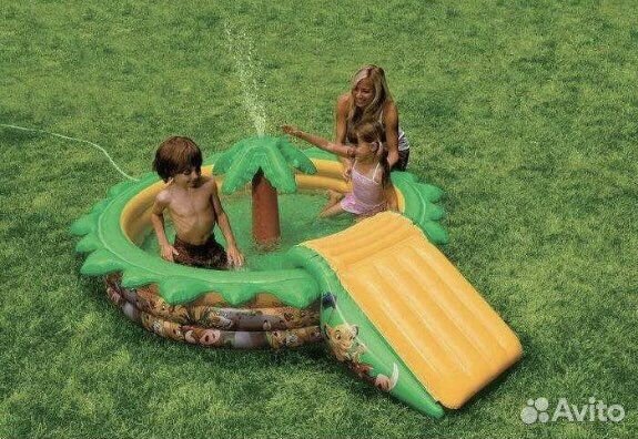 Надувной бассейн с горкой